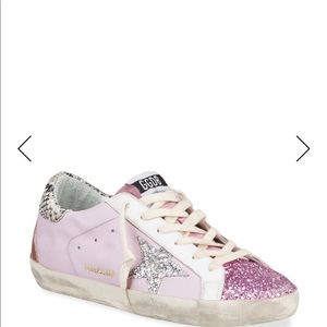 ISO THESE GOLDEN GOOSE’S SIZE 11/12 NOT FOR SALE